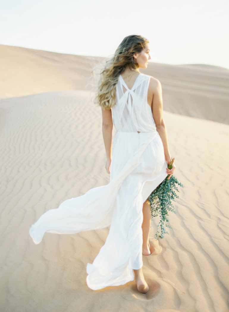 Vicki Grafton Photography | Fine Art Film Dubai Intimate Destination Wedding Photography | Bab Al Shams Wedding