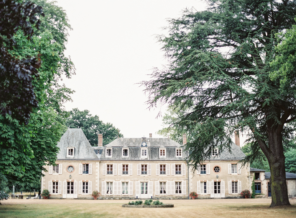 Vicki Grafton Photography | Fine Art Film Destination Wedding Photographer | Chateau Wedding  | French countryside dinner at Chateau de Bouthonvilliers